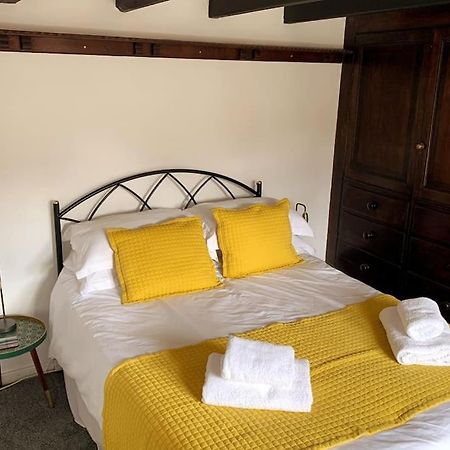Award Winning Pet Friendly Paddock Cottage Γουίτμπι Εξωτερικό φωτογραφία