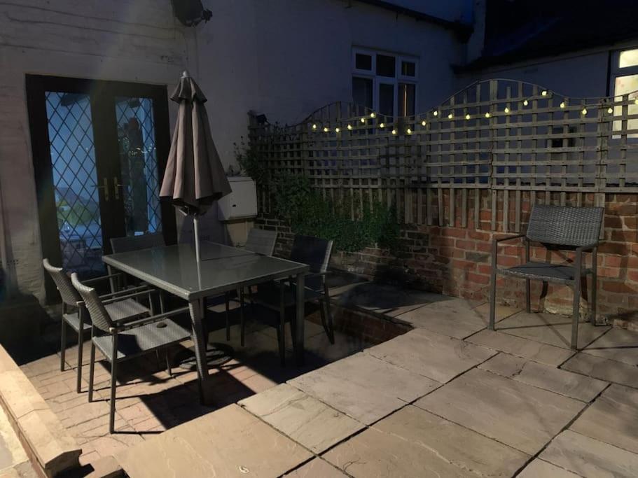 Award Winning Pet Friendly Paddock Cottage Γουίτμπι Εξωτερικό φωτογραφία