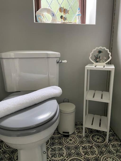 Award Winning Pet Friendly Paddock Cottage Γουίτμπι Εξωτερικό φωτογραφία
